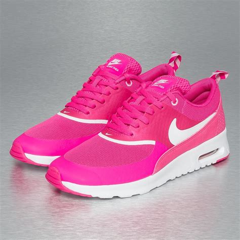 nike weiß pink damen|famous pink nike shoes.